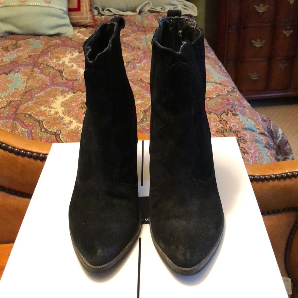Dolce Vita booties